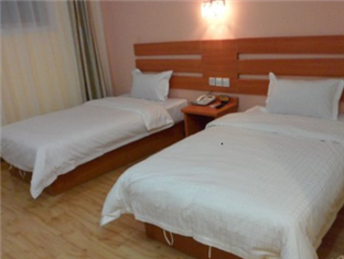 Tiandi Renhe Hotel Цзінань Екстер'єр фото